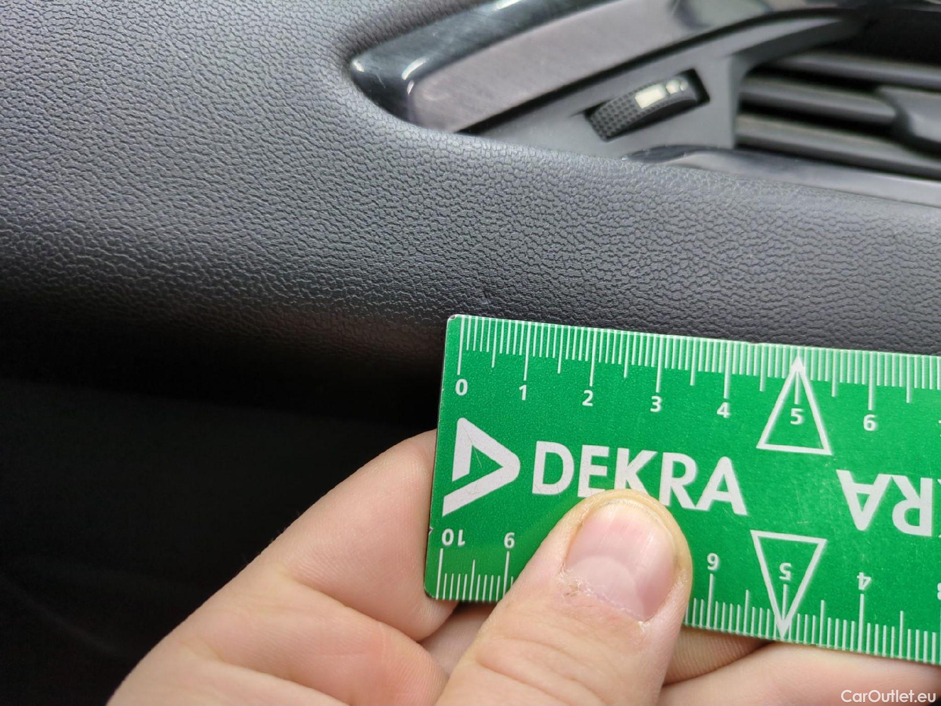  Peugeot  208  Affaire Pack Clim 1.6 HDi 75CV BVM5 E6 #12