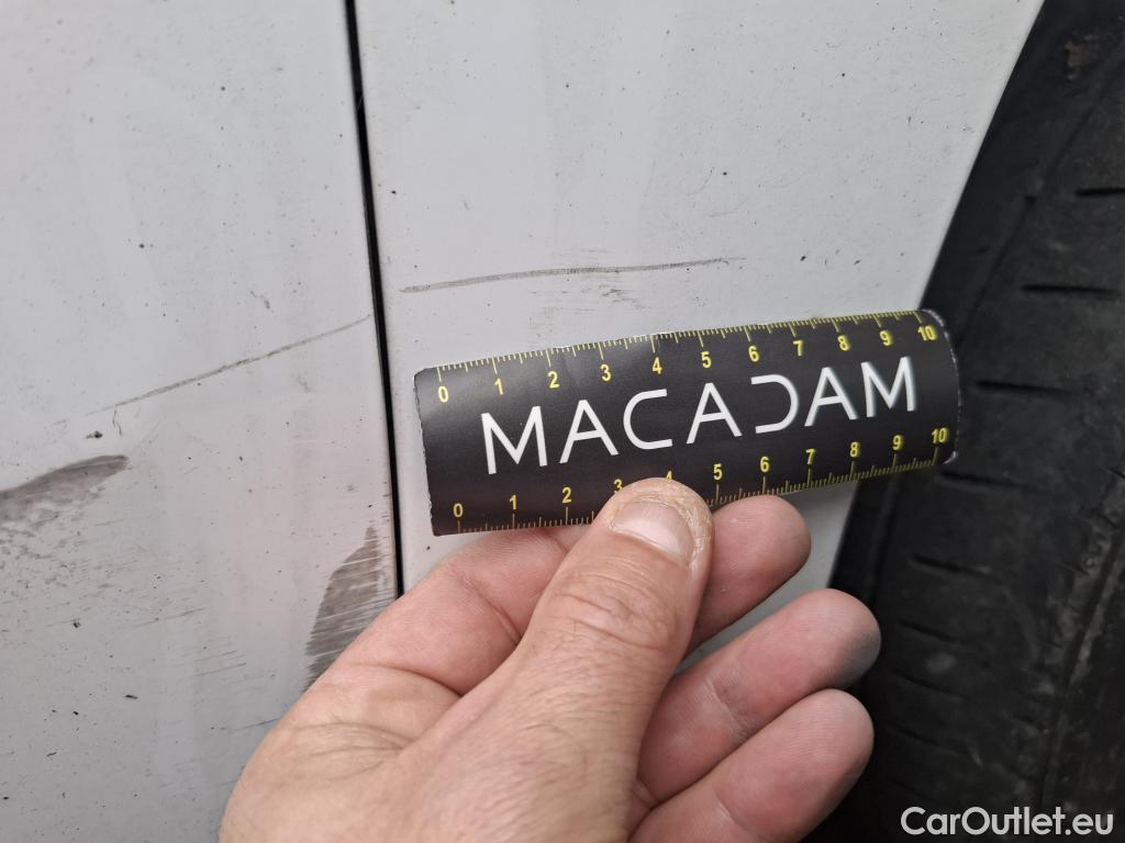  Citroen  Berlingo CITROEN  / 2018 / 4P / Fourgonnette Taille M 650kg BlueHDi 100 BVM Club #19