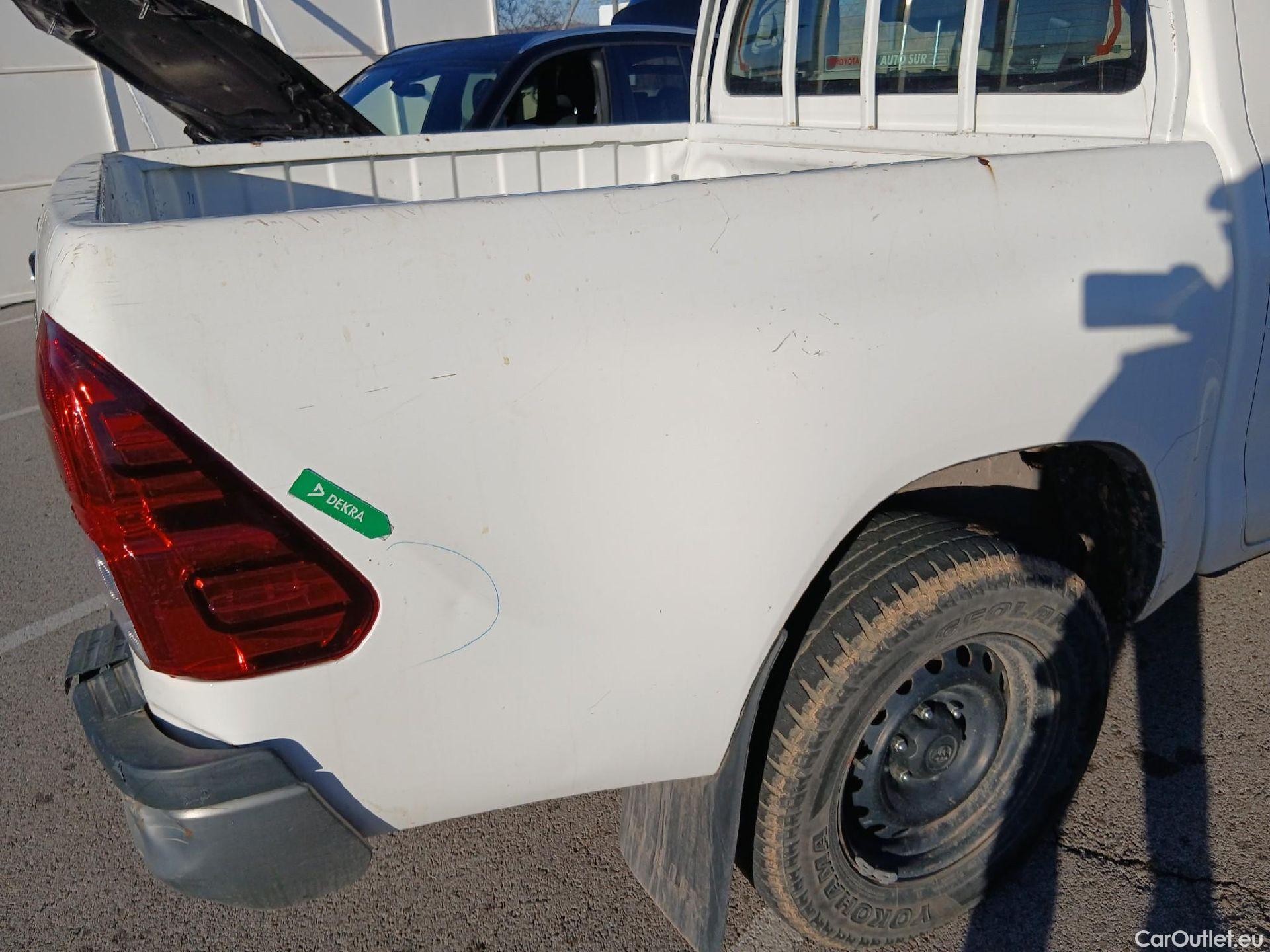  Toyota  Hilux TOYOTA  VU 4p 7G pickup 2.4 D-4D Cabina Doble GX 4x4 #27