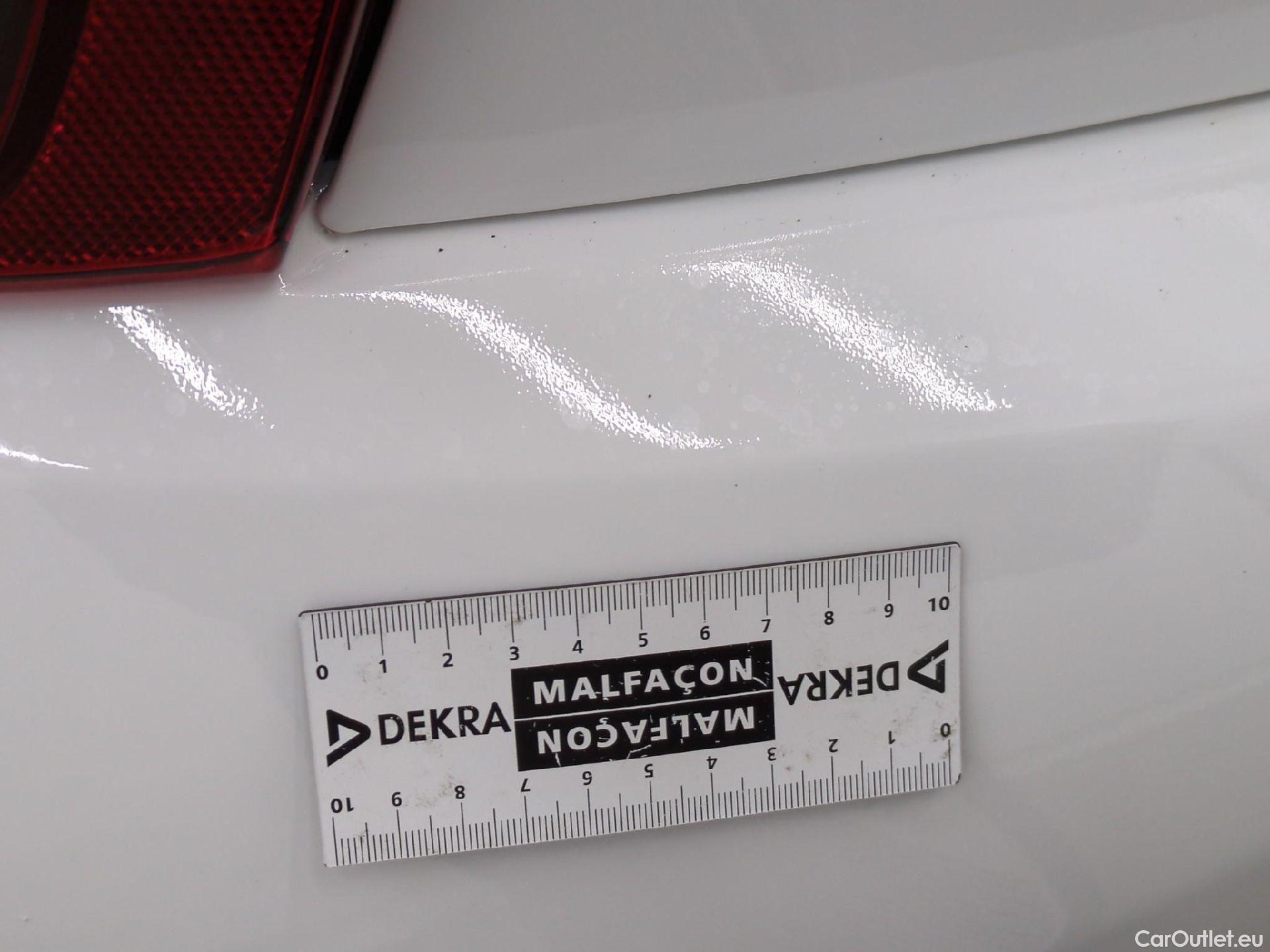  Peugeot  208  Affaire Pack Clim 1.6 HDi 75CV BVM5 E6 #100