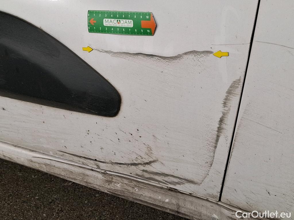  Citroen  Berlingo CITROEN  / 2018 / 4P / Fourgonnette Taille M 650kg BlueHDi 100 BVM Club #9