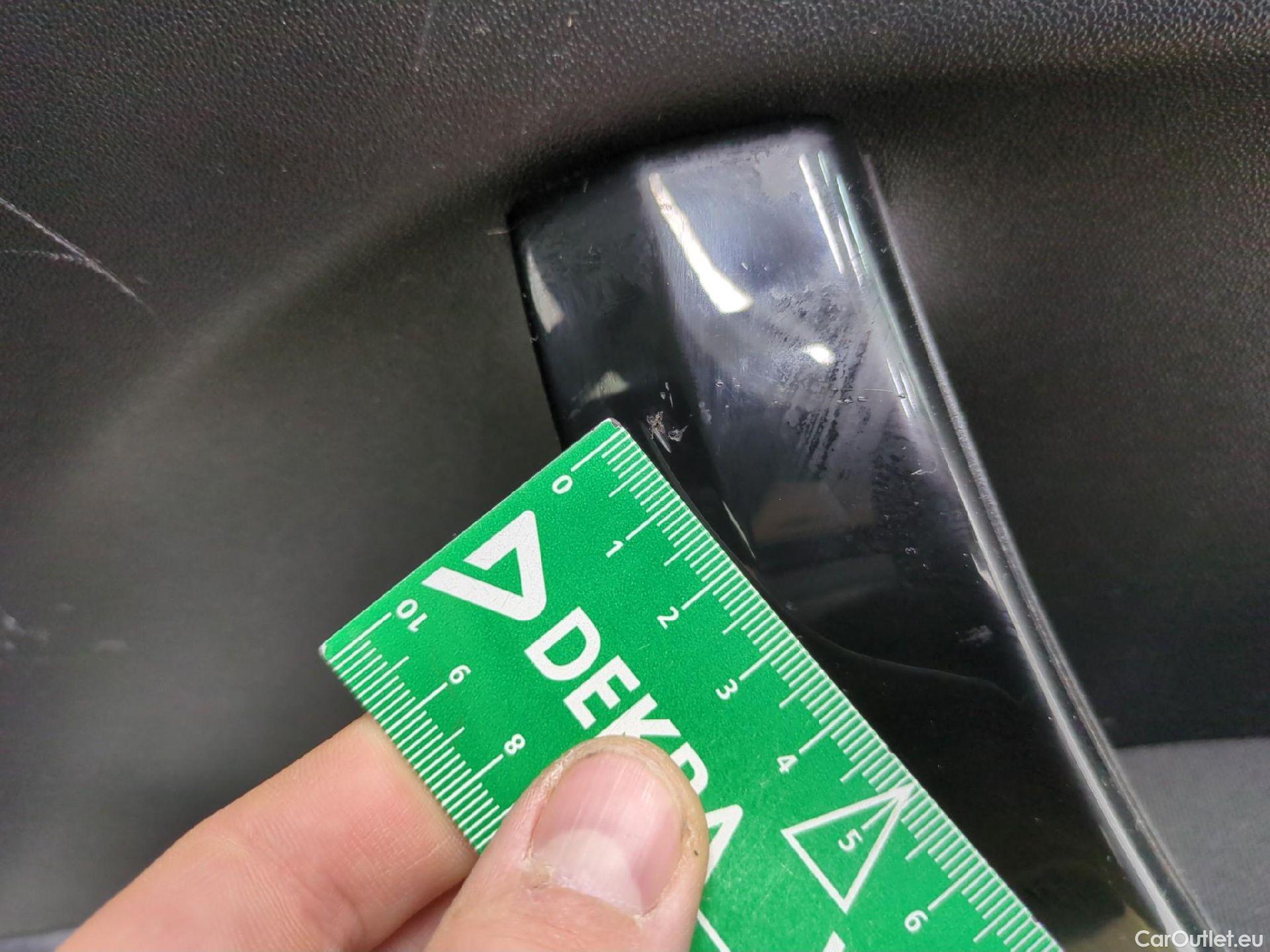  Peugeot  208  Affaire Pack Clim 1.6 HDi 75CV BVM5 E6 #69