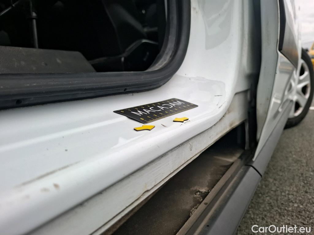  Ford  Transit FORD  Courier / 2018 / 4P / Fourgonnette 1.0E100 BV6 Trend #10