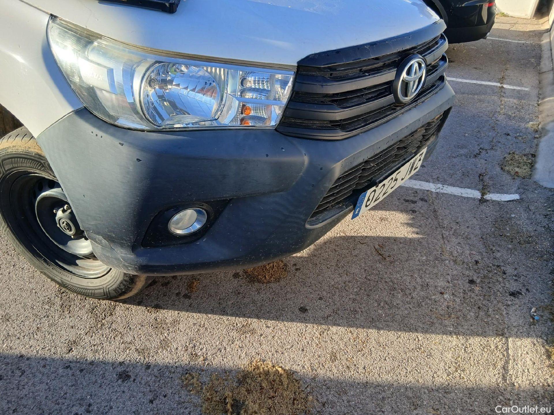  Toyota  Hilux TOYOTA  VU 4p 7G pickup 2.4 D-4D Cabina Doble GX 4x4 #5