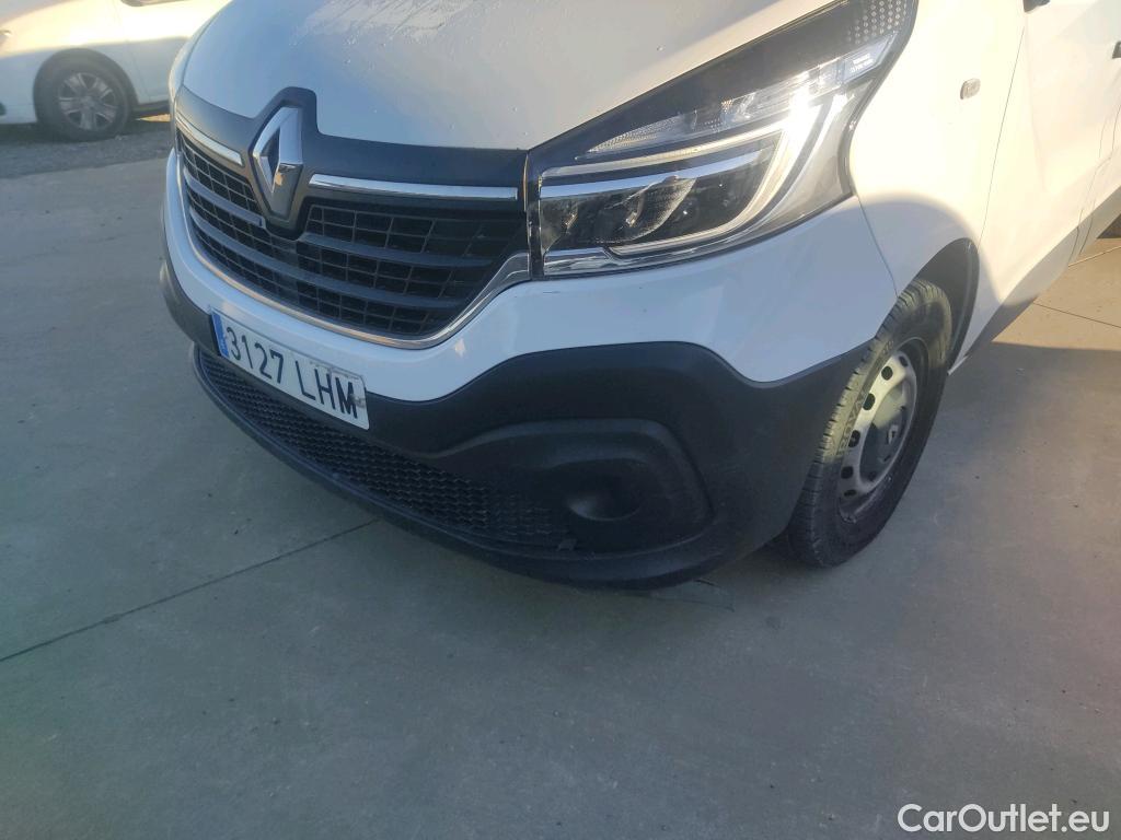  Renault  Trafic RENAULT  / 2019 / 4P / furgón Furgón 27 L1H1 Energy BluedCi 70 kW #28