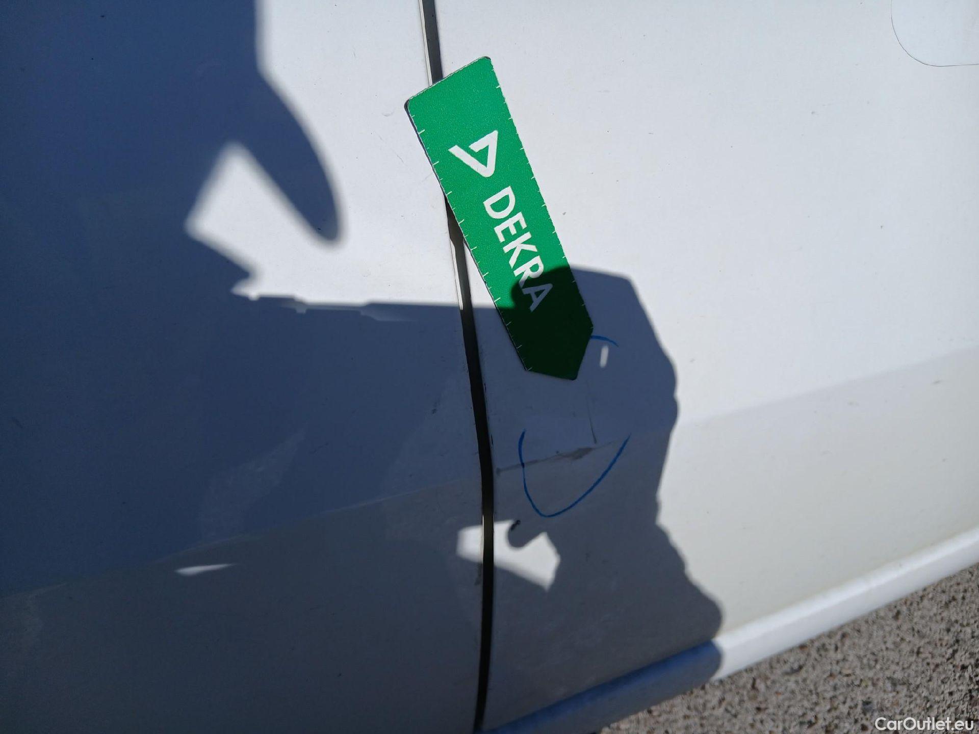  Renault  Kangoo RENAULT  Combi / 2021 / 5P / combi Life Edition One 1.5 Blue dCi 70kW(95CV) (IND)(AC) #35