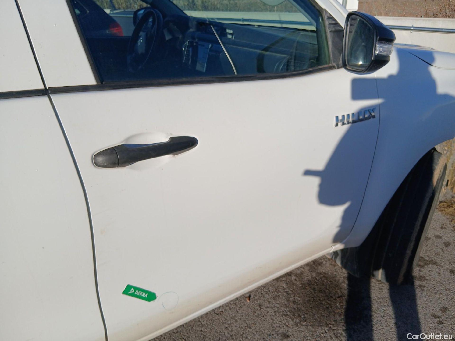  Toyota  Hilux TOYOTA  VU 4p 7G pickup 2.4 D-4D Cabina Doble GX 4x4 #30