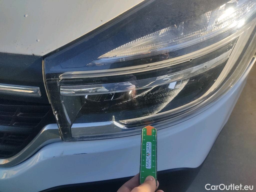  Renault  Trafic RENAULT  / 2019 / 4P / furgón Furgón 27 L1H1 Energy BluedCi 70 kW #34