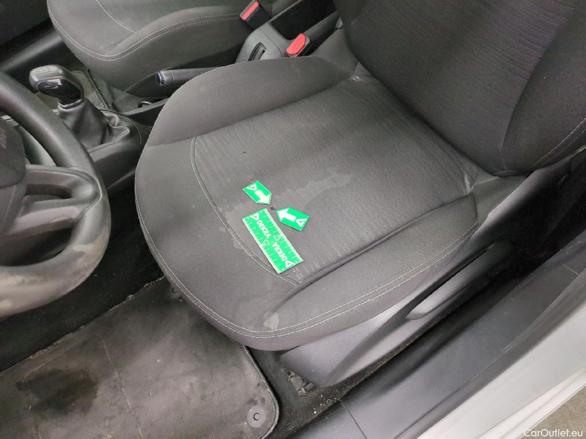  Peugeot  208  Affaire Pack Clim 1.6 HDi 75CV BVM5 E6 #17