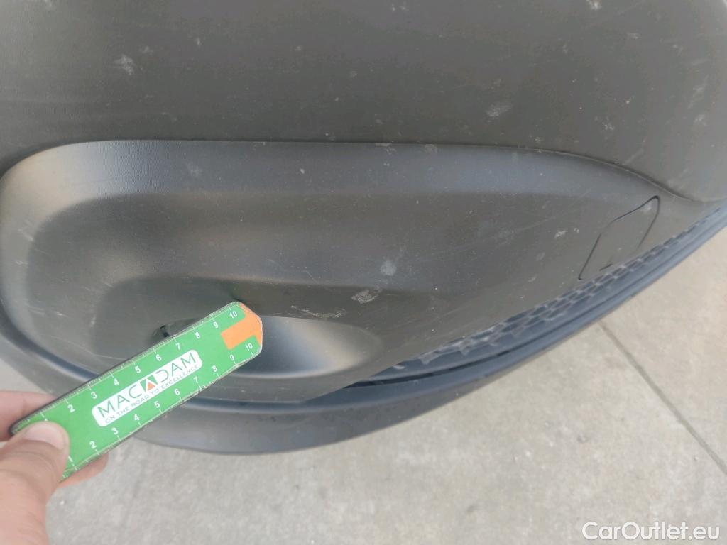  Renault  Trafic RENAULT  / 2019 / 4P / furgón Furgón 27 L1H1 Energy BluedCi 70 kW #30