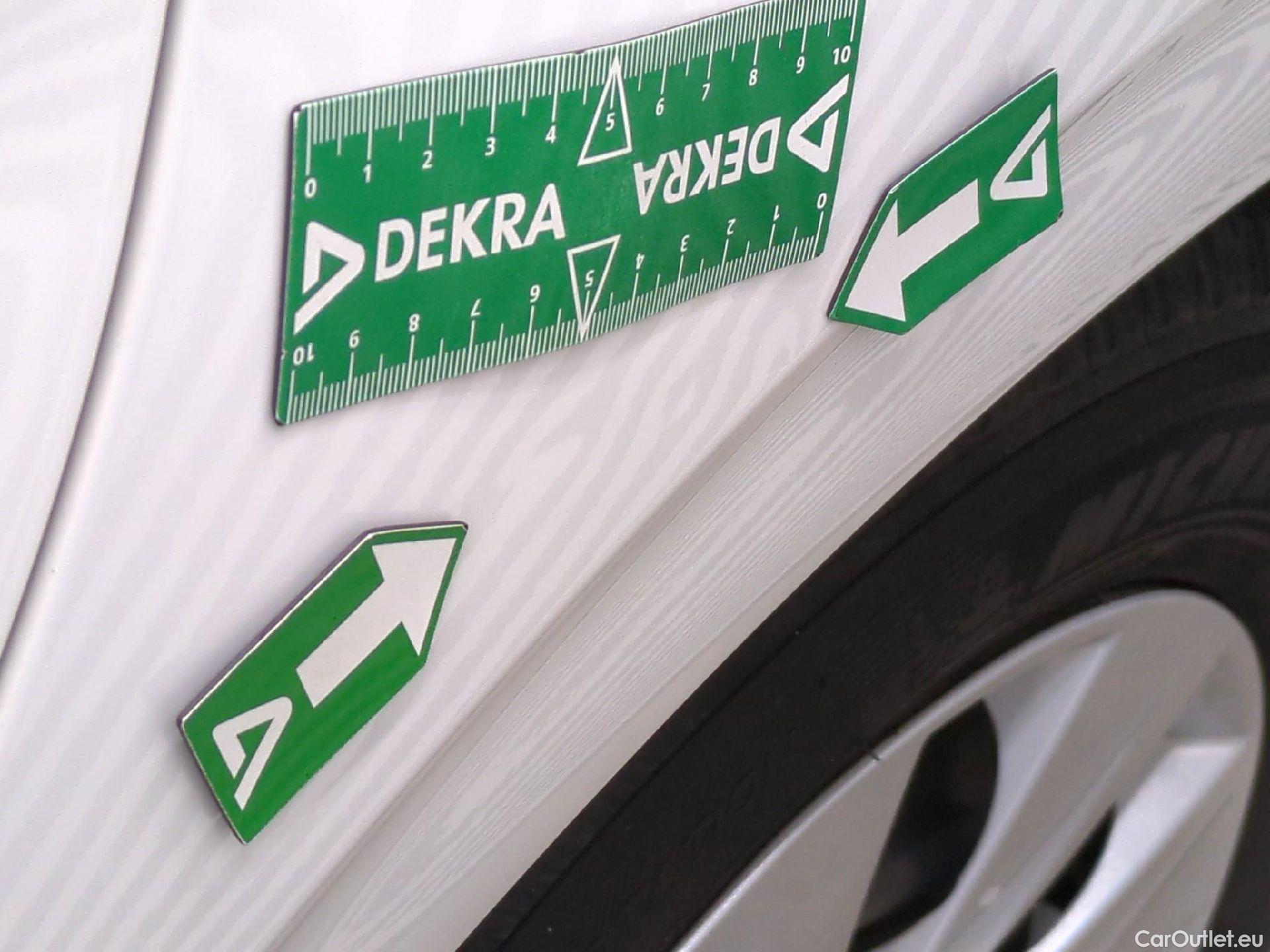  Peugeot  208  Affaire Pack Clim 1.6 HDi 75CV BVM5 E6 #99