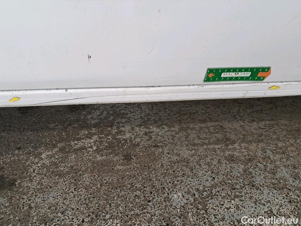  Nissan  NV400 NISSAN  / 2014 / 4P / Fourgon tôlé L2H2 2.3 dCi 165 EUVI S/S 3t5 N-Connecta #27