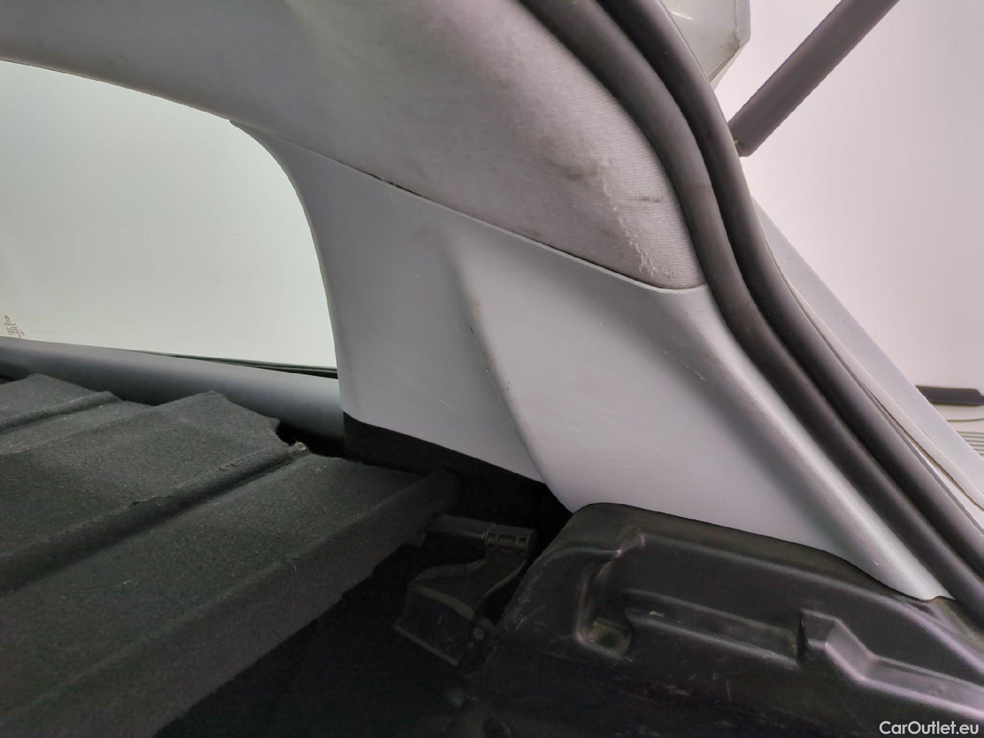  Peugeot  208  Affaire Pack Clim 1.6 HDi 75CV BVM5 E6 #49