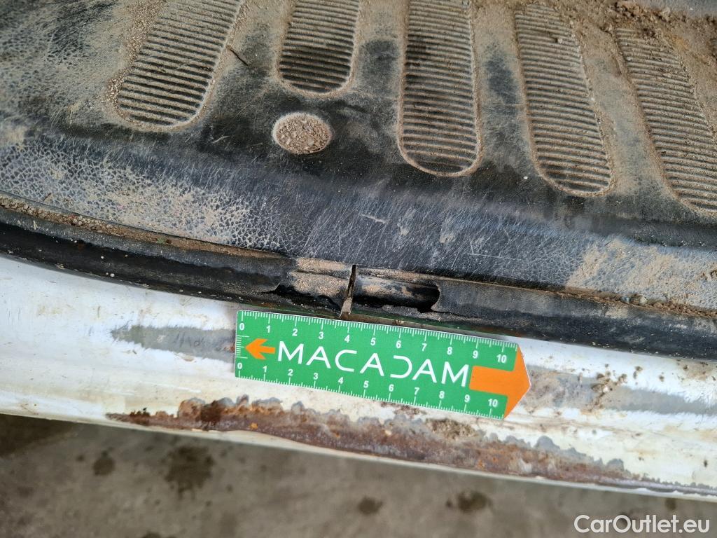  Renault  Master RENAULT  VU 4p Fourgon Gd Conf F3500 L2H2 dCi 125 #29