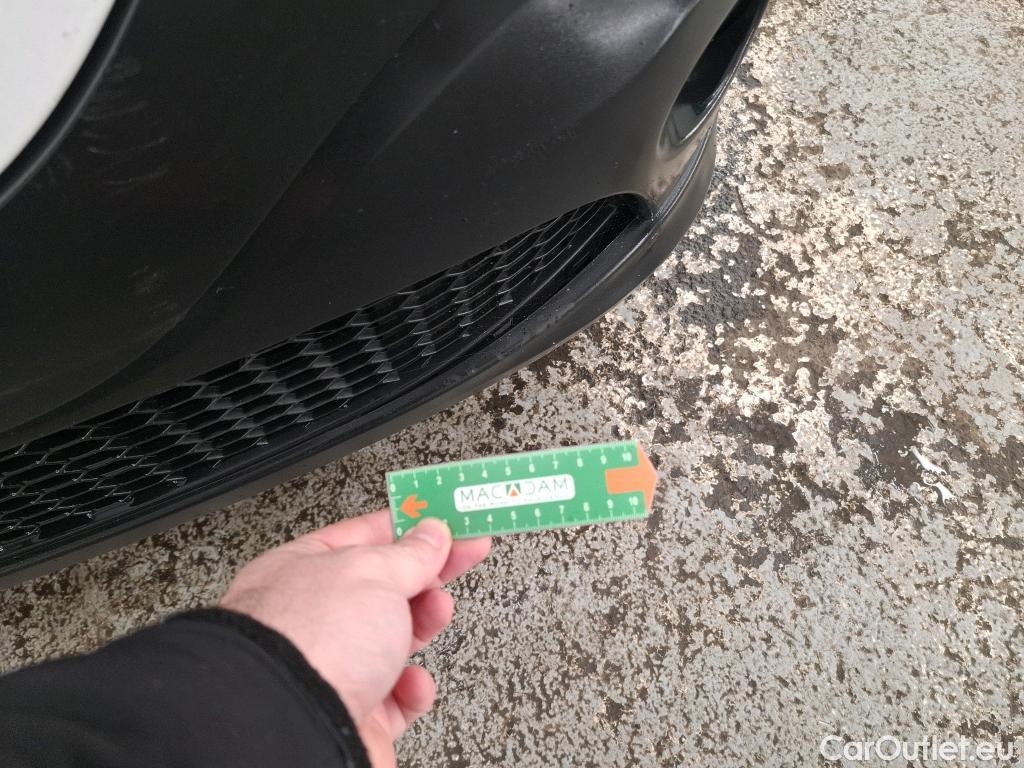  Renault  Trafic RENAULT  / 2019 / 4P / Fourgon tole FG GCF L1H1 1000 Energy dCi 145 EDC #39