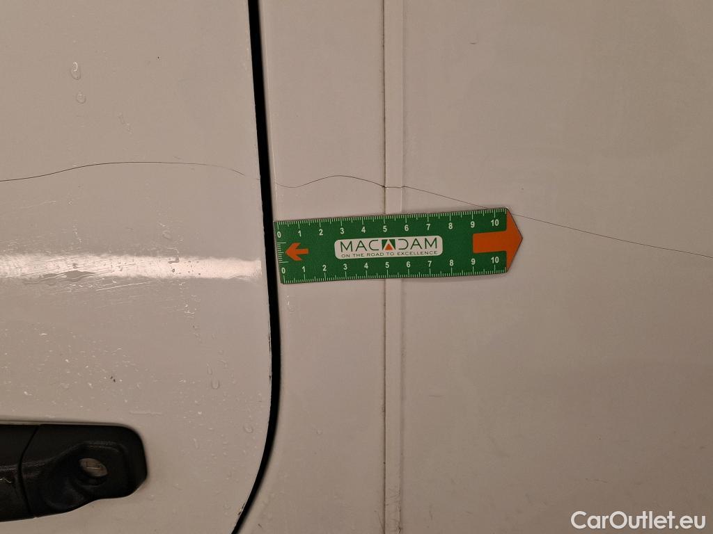  Renault  Trafic RENAULT  / 2019 / 4P / Fourgon tole FG GCF L1H1 1000 Energy dCi 145 EDC #41