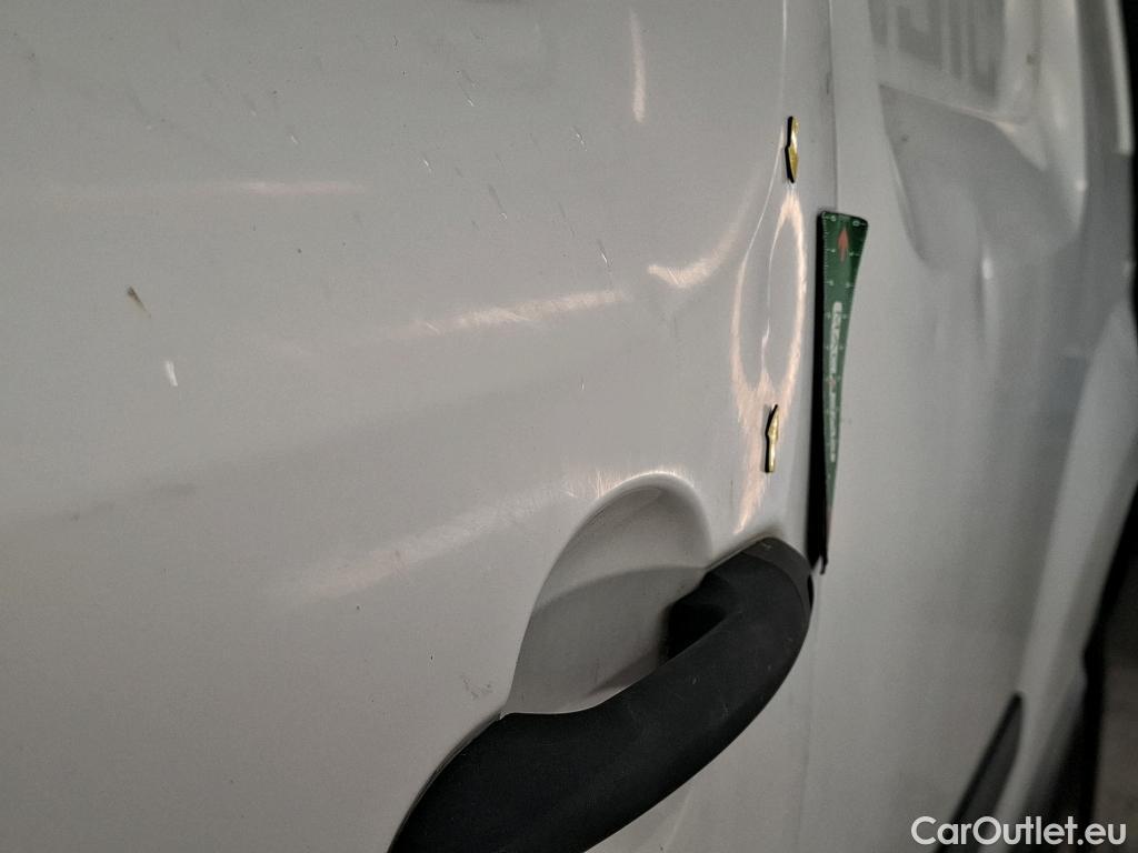  Renault  Kangoo RENAULT  Express VU 4p Fourgonnette SERIE SPEC EXTRA MAXI GV 1.5 DCI 90 #26