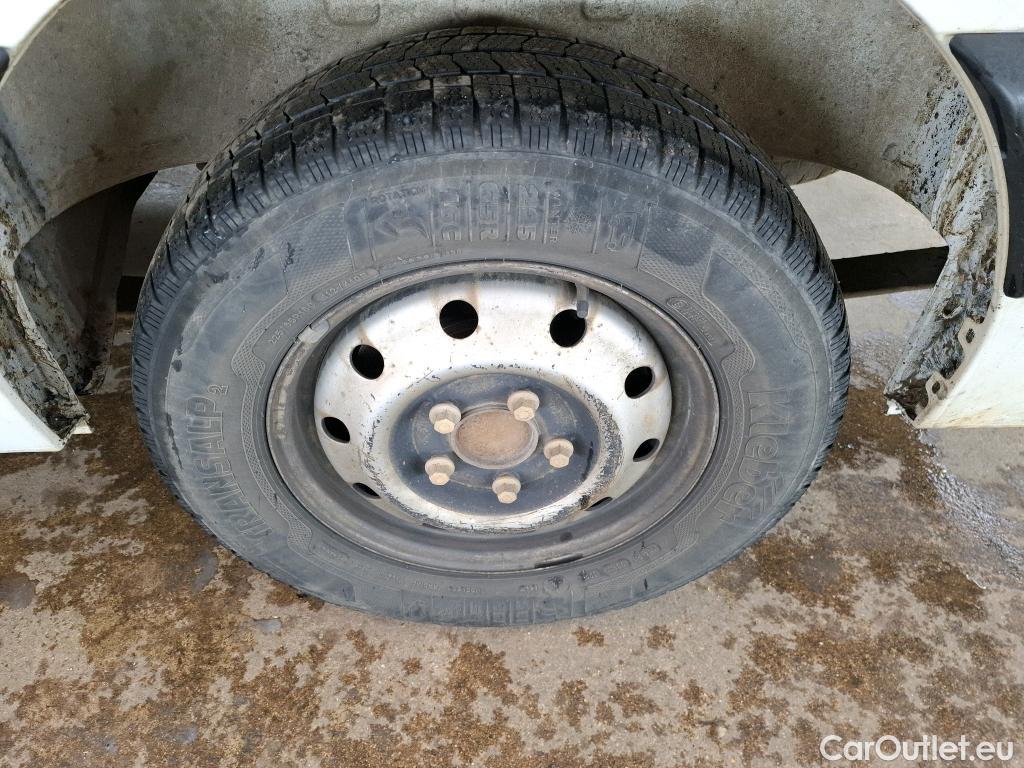  Renault  Master RENAULT  VU 4p Fourgon Gd Conf F3500 L2H2 dCi 125 #47