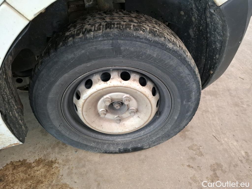  Renault  Master RENAULT  VU 4p Fourgon Gd Conf F3500 L2H2 dCi 125 #49