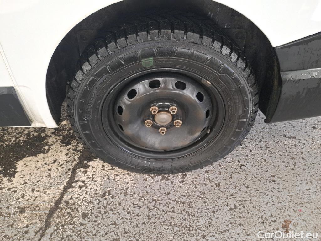  Renault  Trafic RENAULT  / 2019 / 4P / Fourgon tole FG GCF L1H1 1000 Energy dCi 145 EDC #29