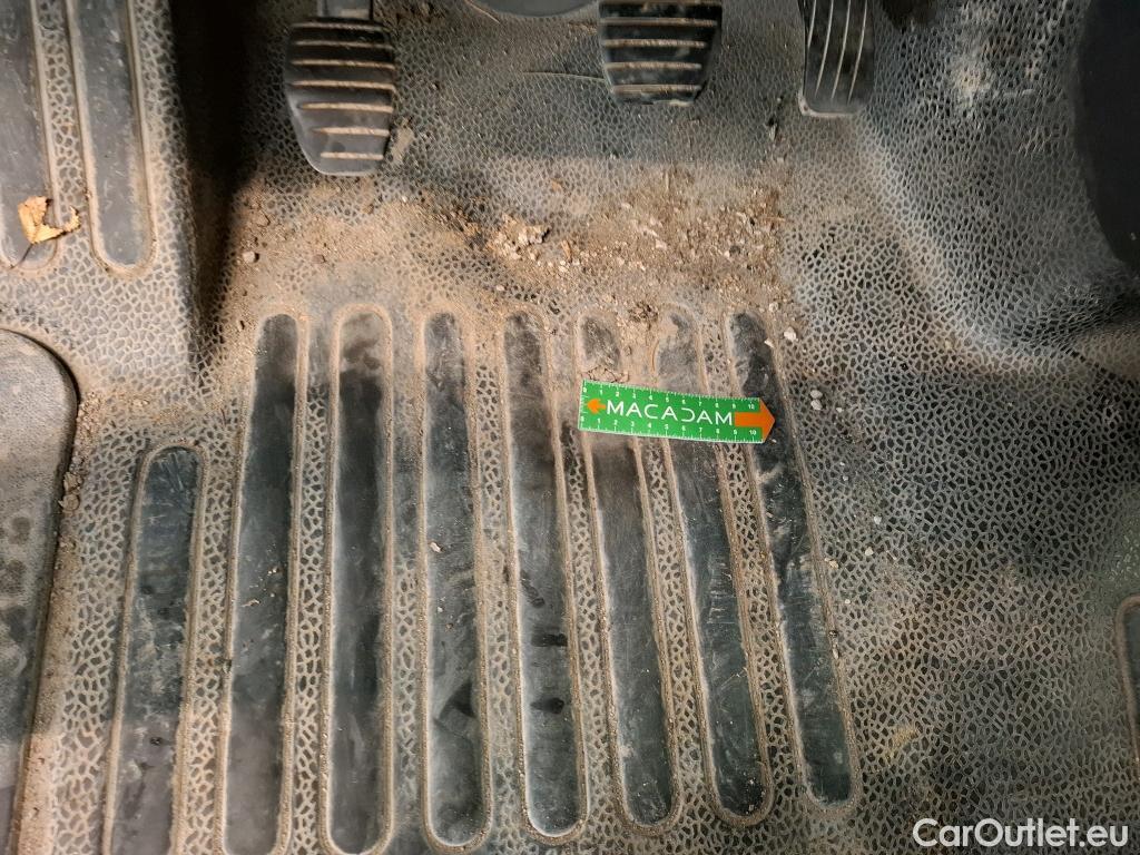  Renault  Master RENAULT  VU 4p Fourgon Gd Conf F3500 L2H2 dCi 125 #37