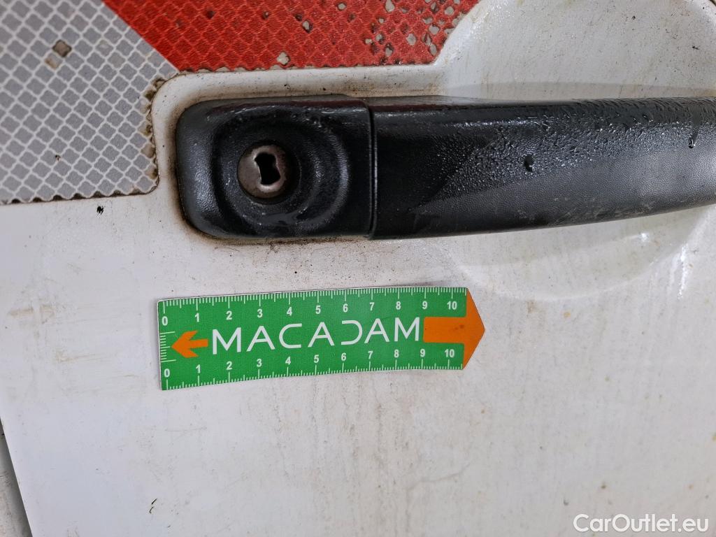  Renault  Master RENAULT  VU 4p Fourgon Gd Conf F3500 L2H2 dCi 125 #27