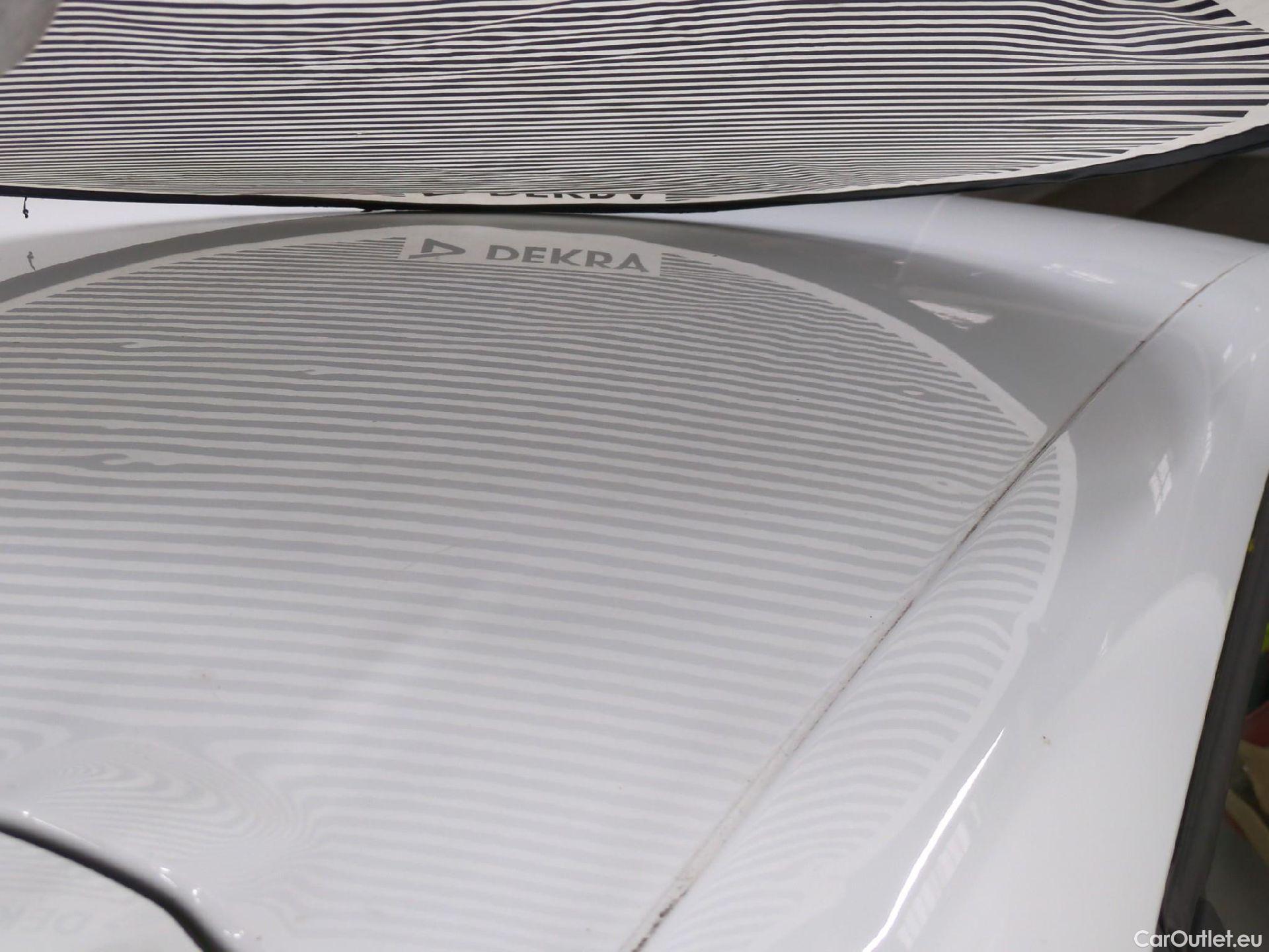  Renault  Clio  IV Air 1.5 dCi 75CV BVM5 E6 #13