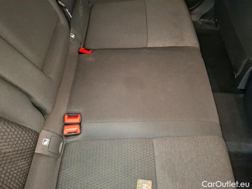  Nissan  Qashqai NISSAN  / 2021 / 5P / Crossover 1.3 MHEV 158ch Xtronic N-Style(SP) #18