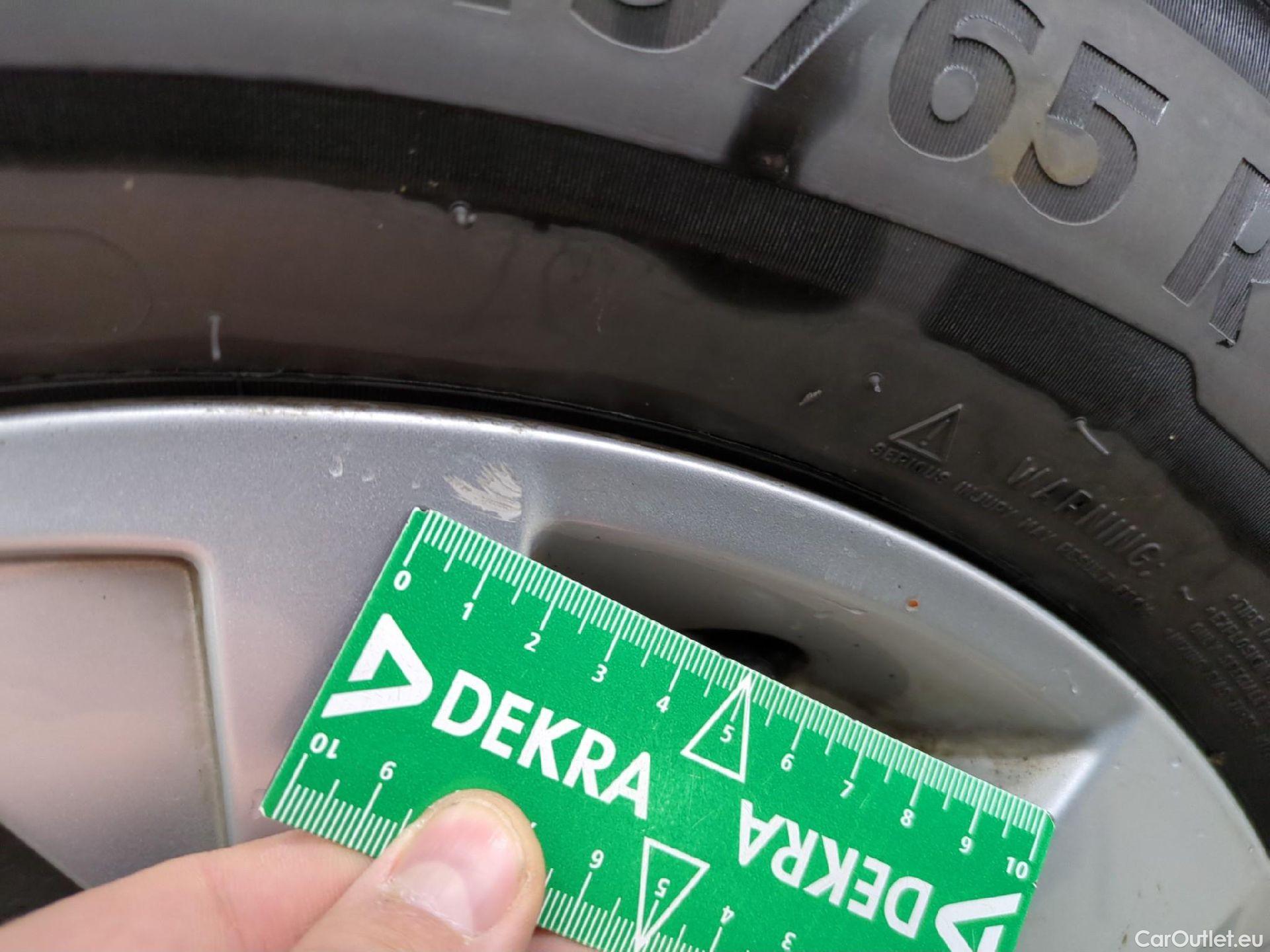  Peugeot  3008  Active Business 1.5 HDi 130CV BVA8 E6d #15