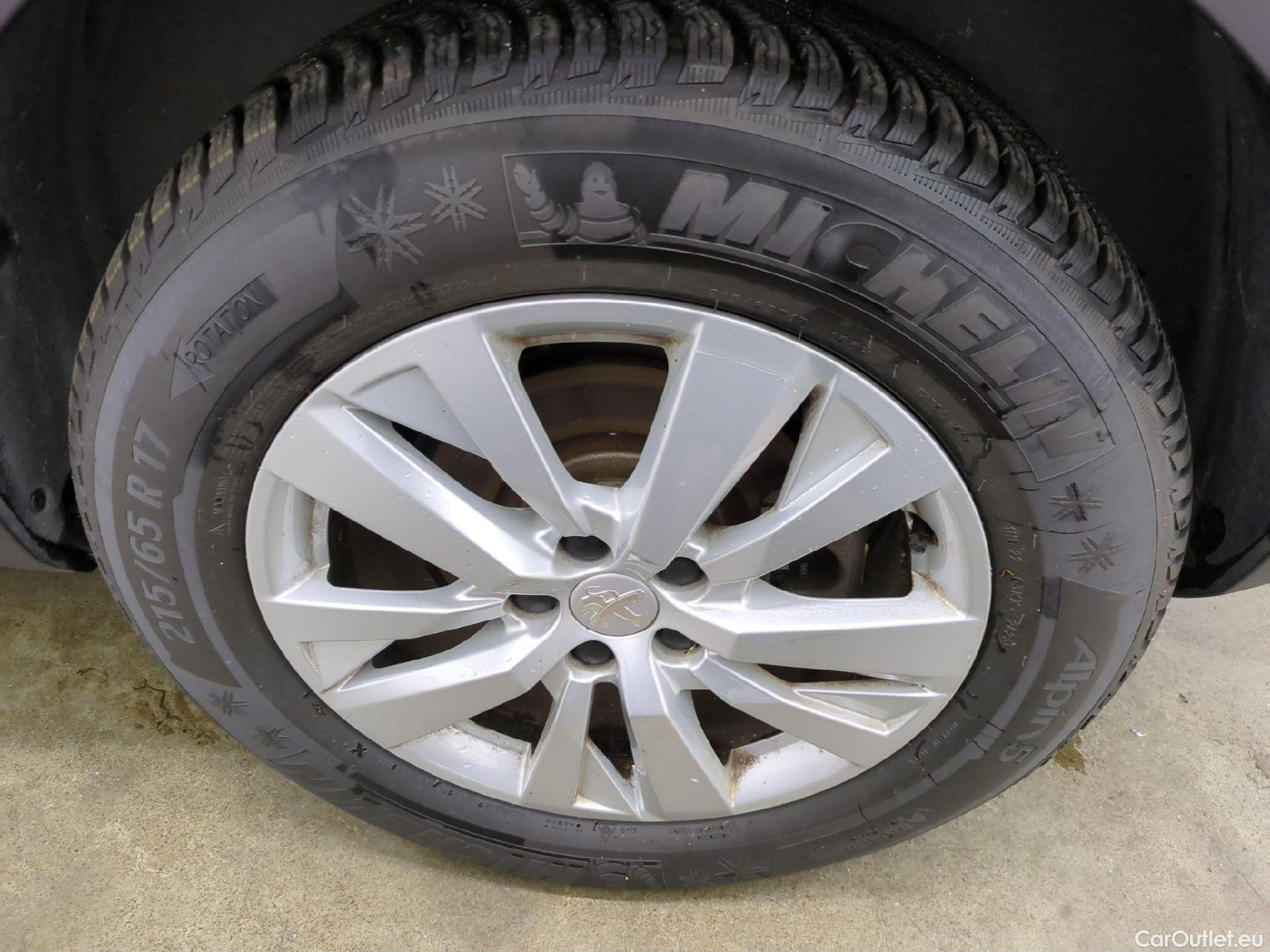  Peugeot  3008  Active Business 1.5 HDi 130CV BVA8 E6d #16