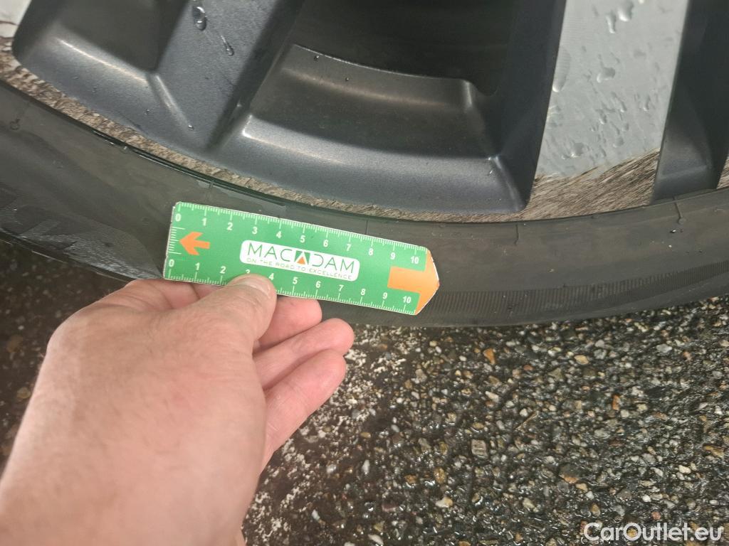  Peugeot  5008  Allure Business 1.5 HDi 130CV BVA8 E6d #44