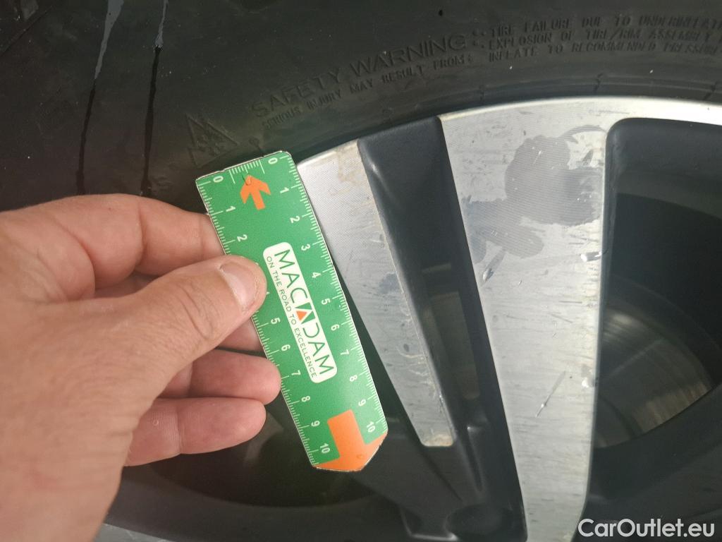  Peugeot  5008  Allure Business 1.5 HDi 130CV BVA8 E6d #28