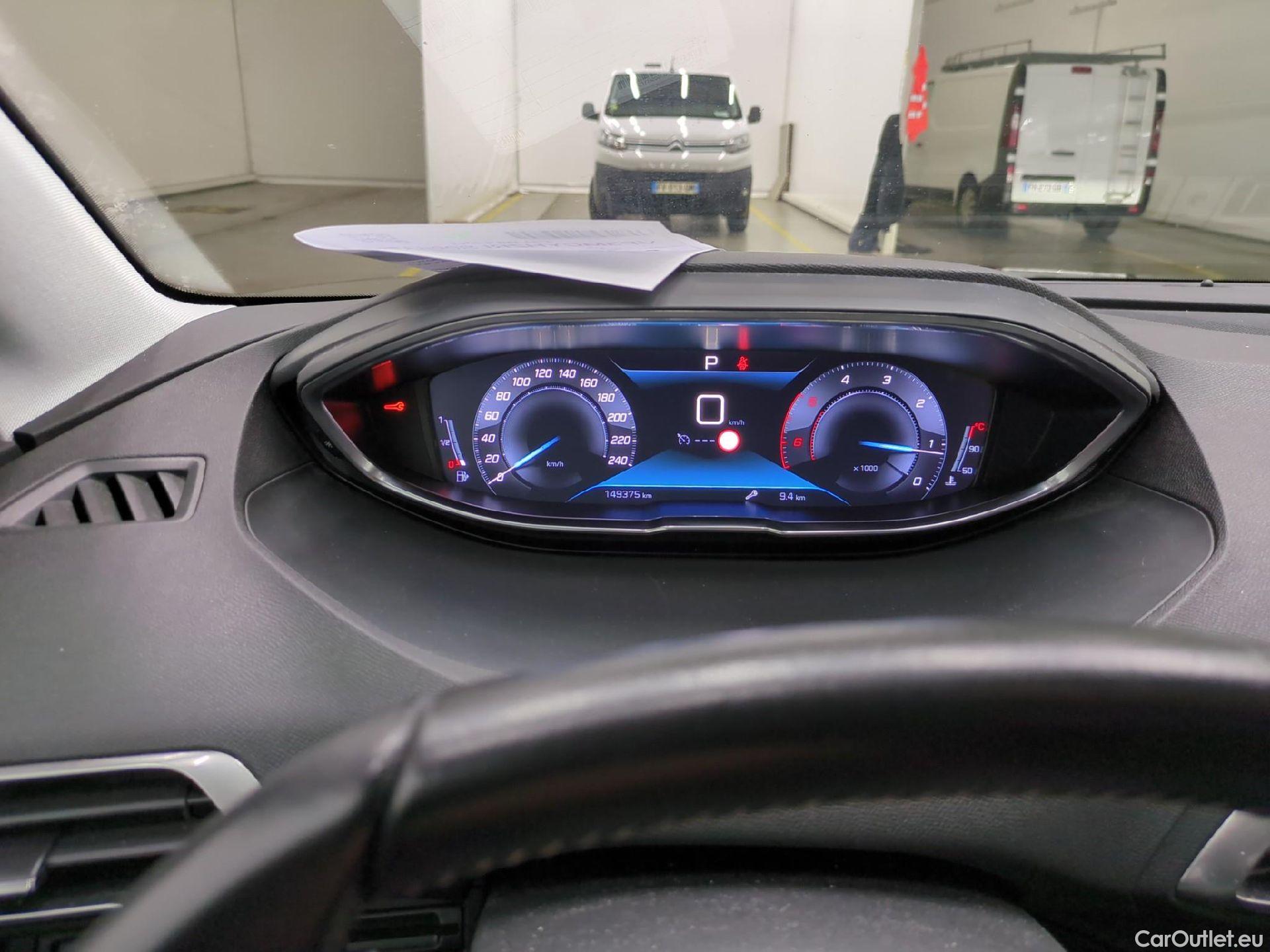  Peugeot  3008  Active Business 1.5 HDi 130CV BVA8 E6d #1