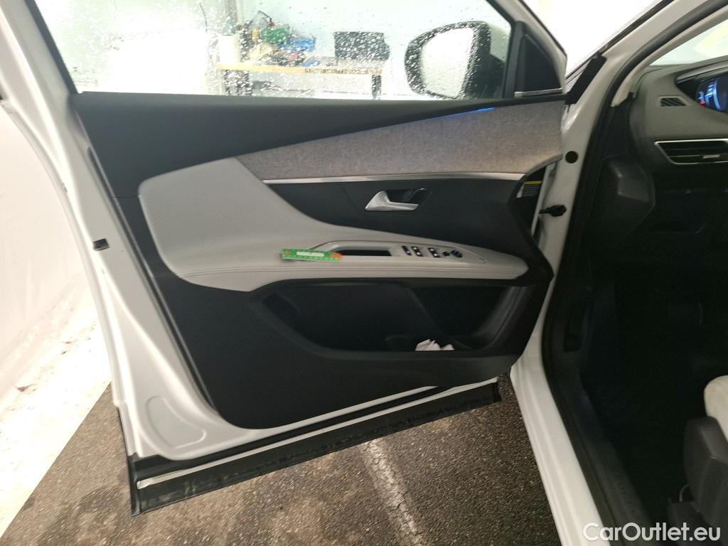  Peugeot  5008  Allure Business 1.5 HDi 130CV BVA8 E6d #47