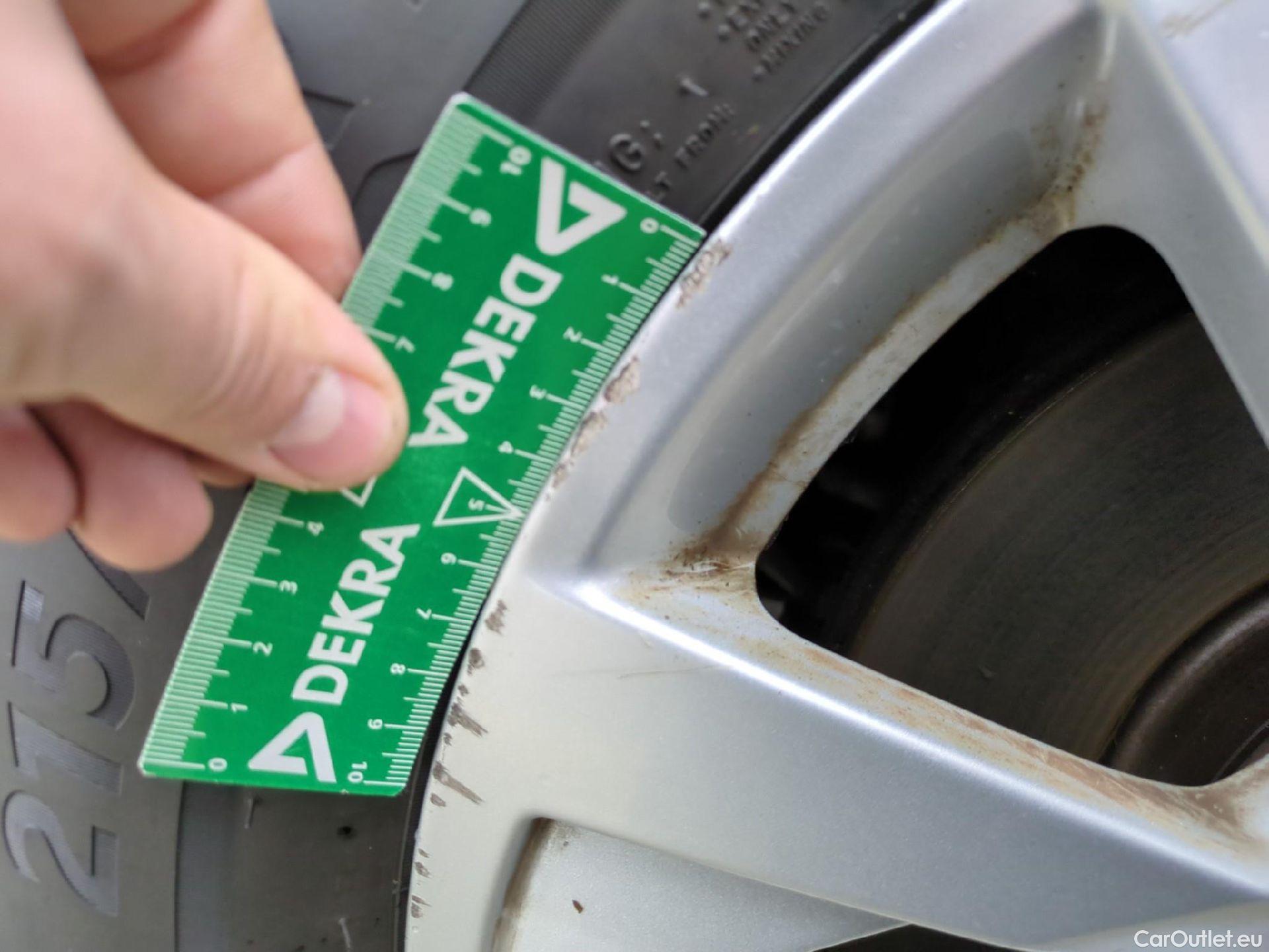  Peugeot  3008  Active Business 1.5 HDi 130CV BVA8 E6d #9