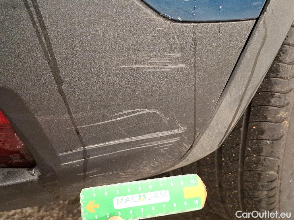  Peugeot  3008  II Active Pack 1.5 HDi 130CV BVA8 E6d #19