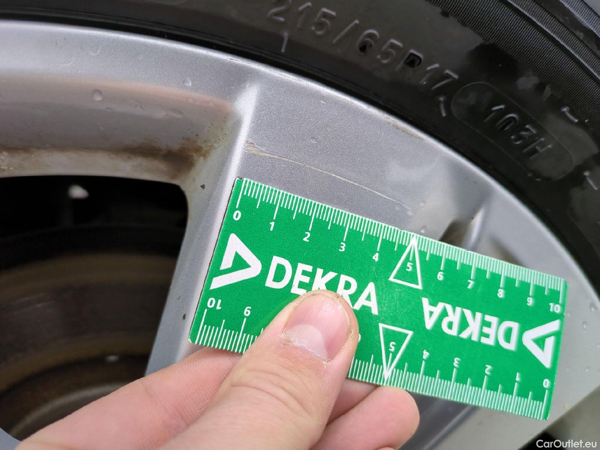  Peugeot  3008  Active Business 1.5 HDi 130CV BVA8 E6d #17