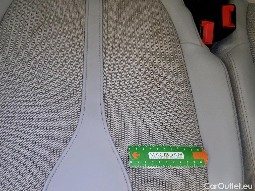  Peugeot  5008  Allure Business 1.5 HDi 130CV BVA8 E6d #58