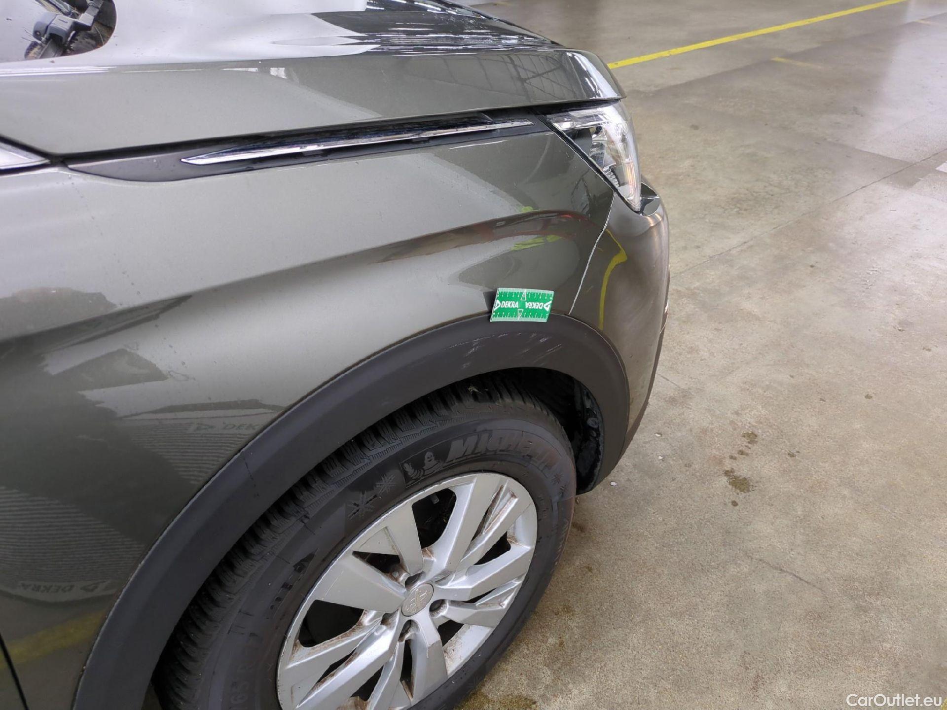  Peugeot  3008  Active Business 1.5 HDi 130CV BVA8 E6d #27