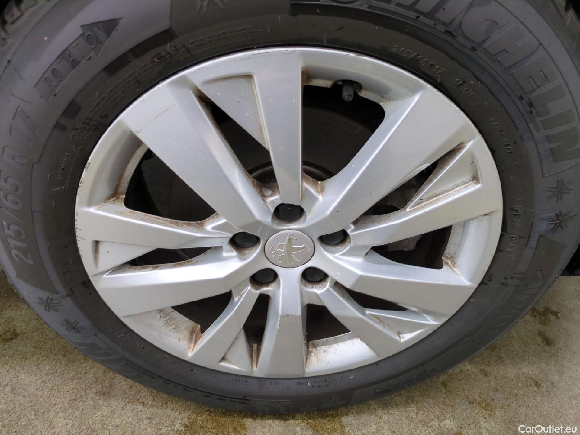  Peugeot  3008  Active Business 1.5 HDi 130CV BVA8 E6d #5