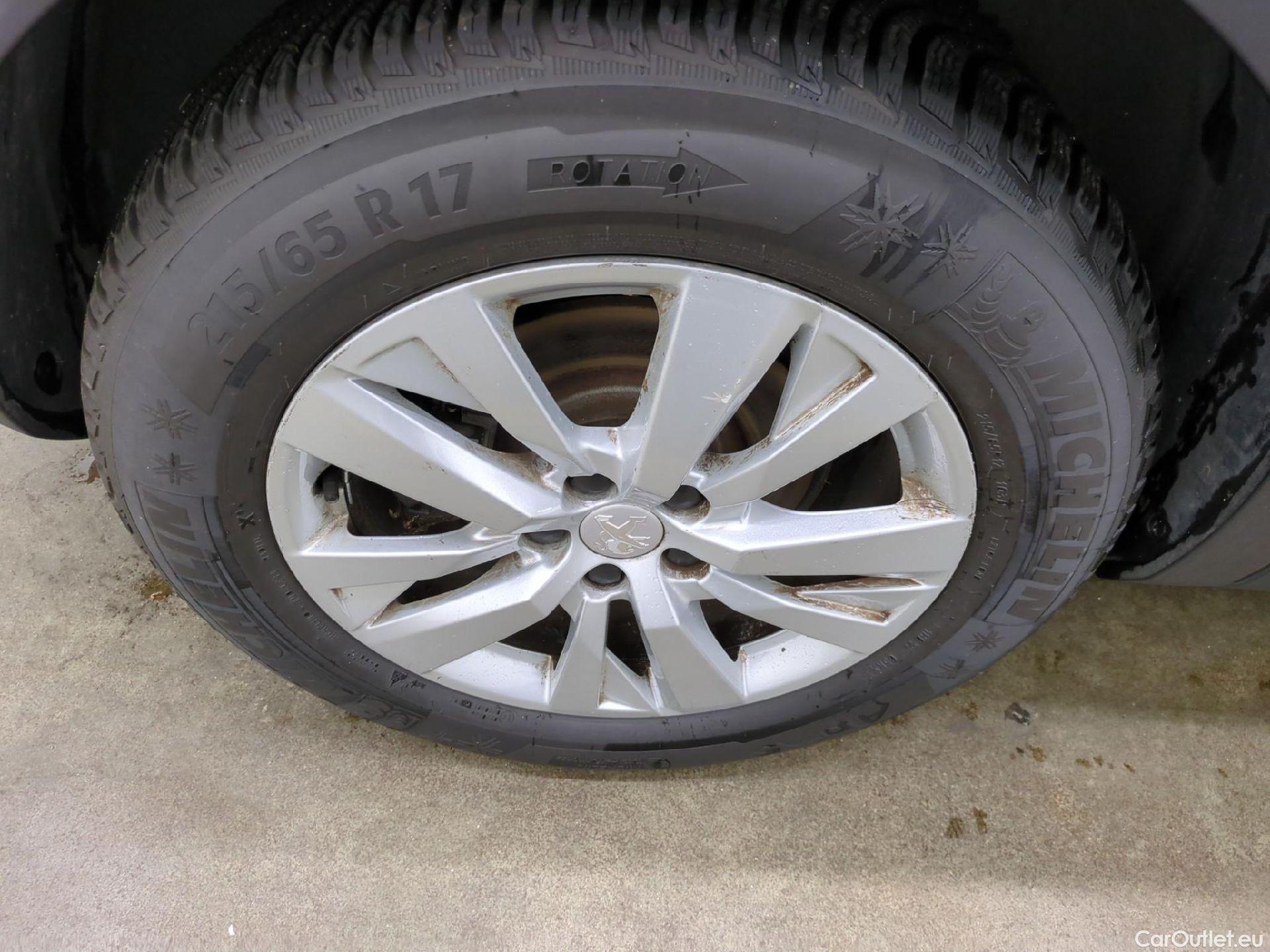  Peugeot  3008  Active Business 1.5 HDi 130CV BVA8 E6d #19