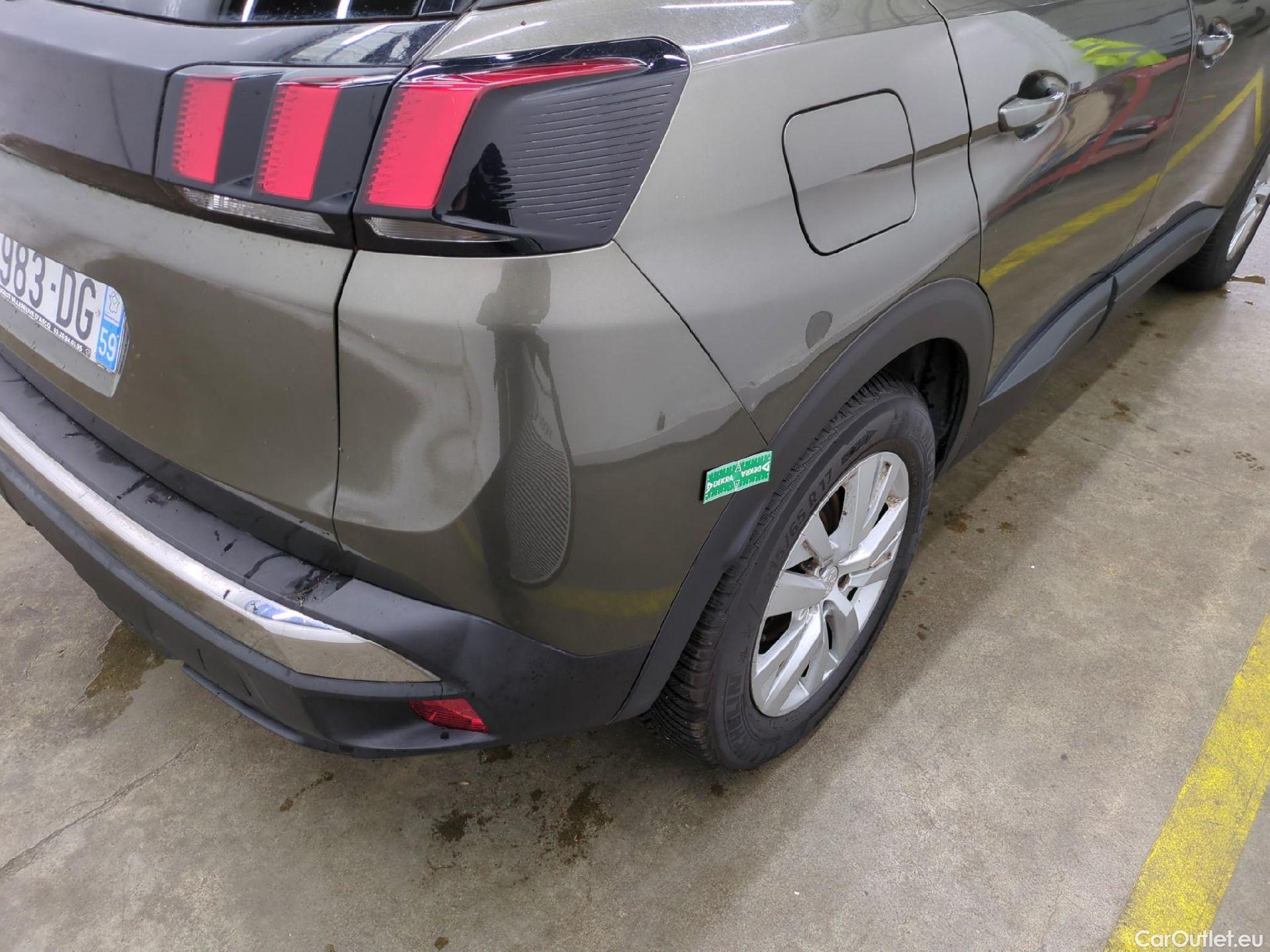  Peugeot  3008  Active Business 1.5 HDi 130CV BVA8 E6d #24