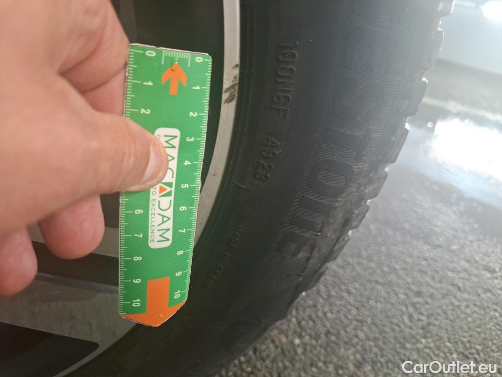  Peugeot  5008  Allure Business 1.5 HDi 130CV BVA8 E6d #26