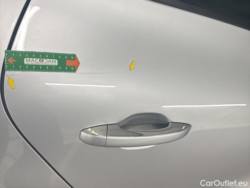  Renault  Scenic RENAULT Scénic / 2016 / 5P / monospace Business Blue dCi 120 EDC #24