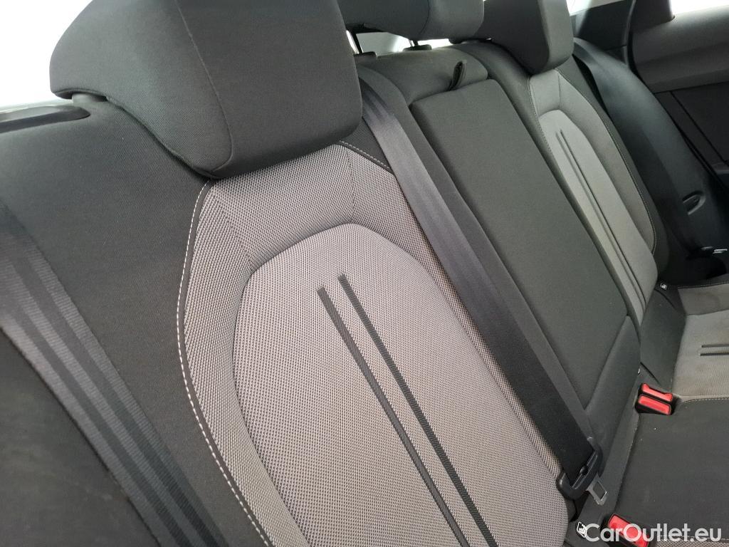  Seat  Leon SEAT  Sportstourer / 2020 / 5P / Break 2.0 TDI 150 DSG S&S Style Business #21