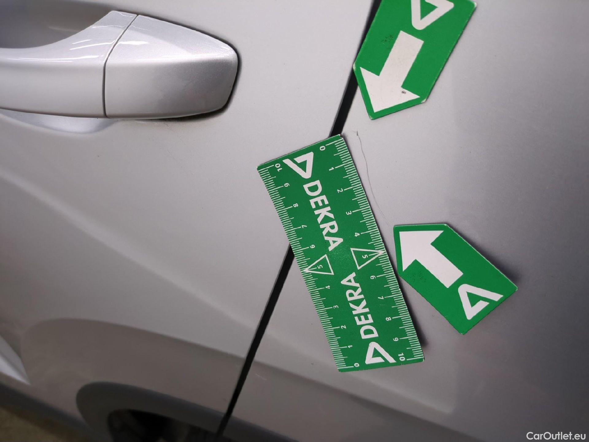  Skoda  Karoq SKODA  / 2017 / 5P / SUV 2.0 TDI 116ch Business #40