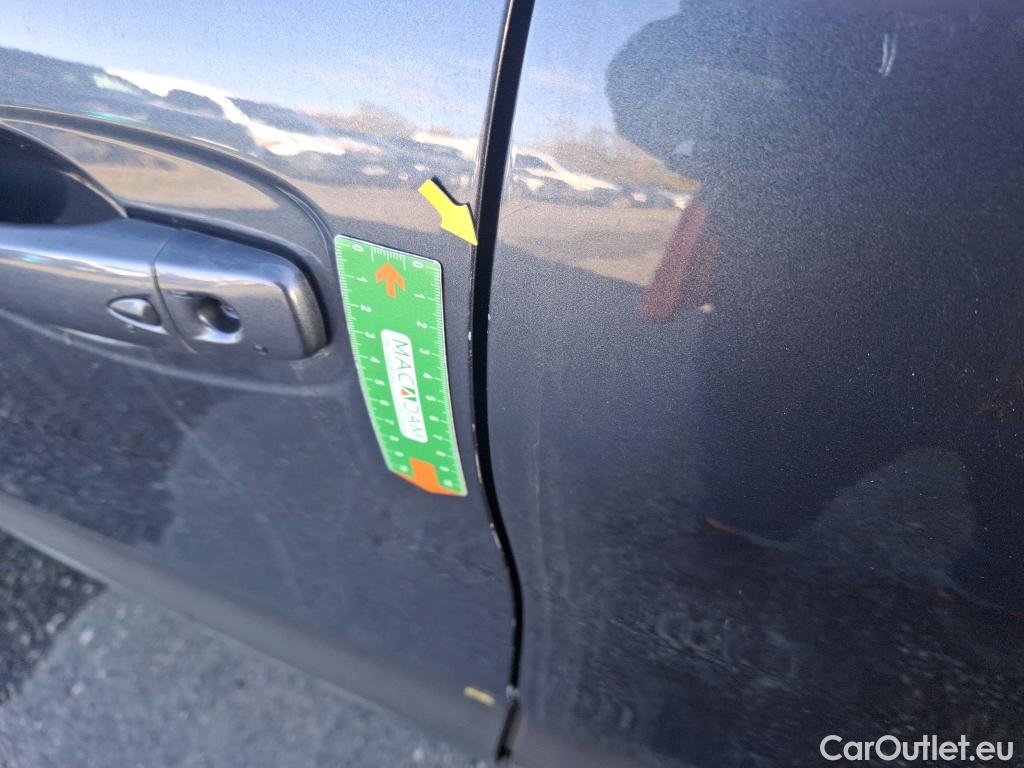  Renault  Kadjar RENAULT  / 2018 / 5P / Crossover Intens TCe 140 EDC FAP - 21 #2