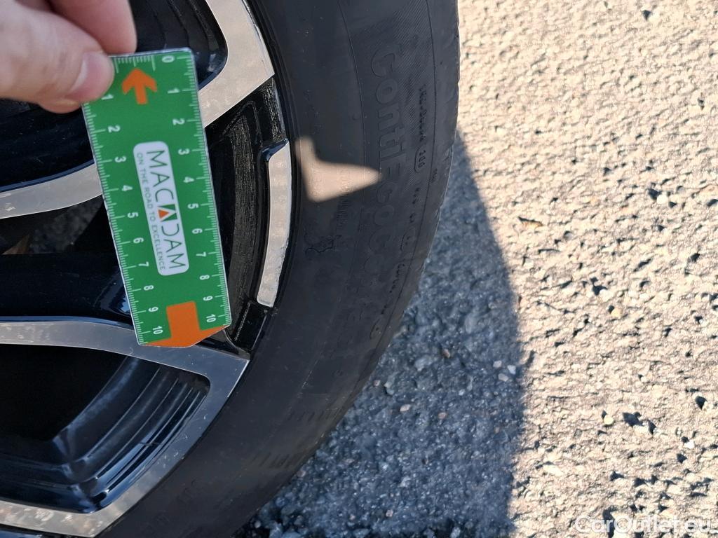  Renault  Kadjar RENAULT  / 2018 / 5P / Crossover Intens TCe 140 EDC FAP - 21 #22