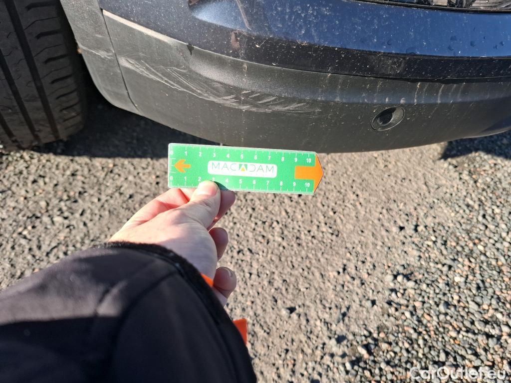  Renault  Kadjar RENAULT  / 2018 / 5P / Crossover Intens TCe 140 EDC FAP - 21 #25