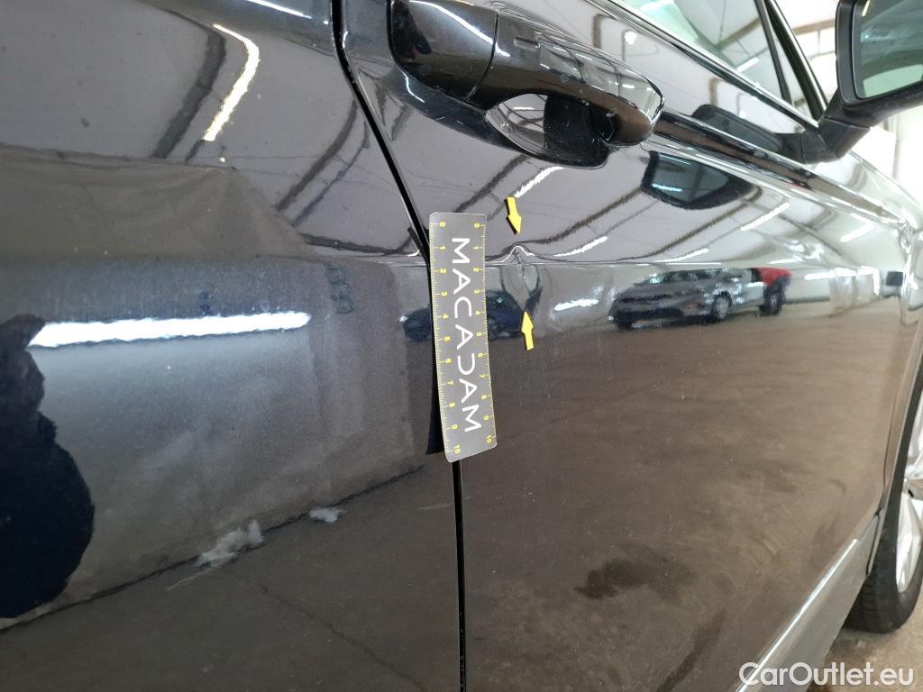  Volkswagen  Tiguan VOLKSWAGEN  / 2016 / 5P / SUV 1.5 TSI 150 EVO DSG7 Carat #27